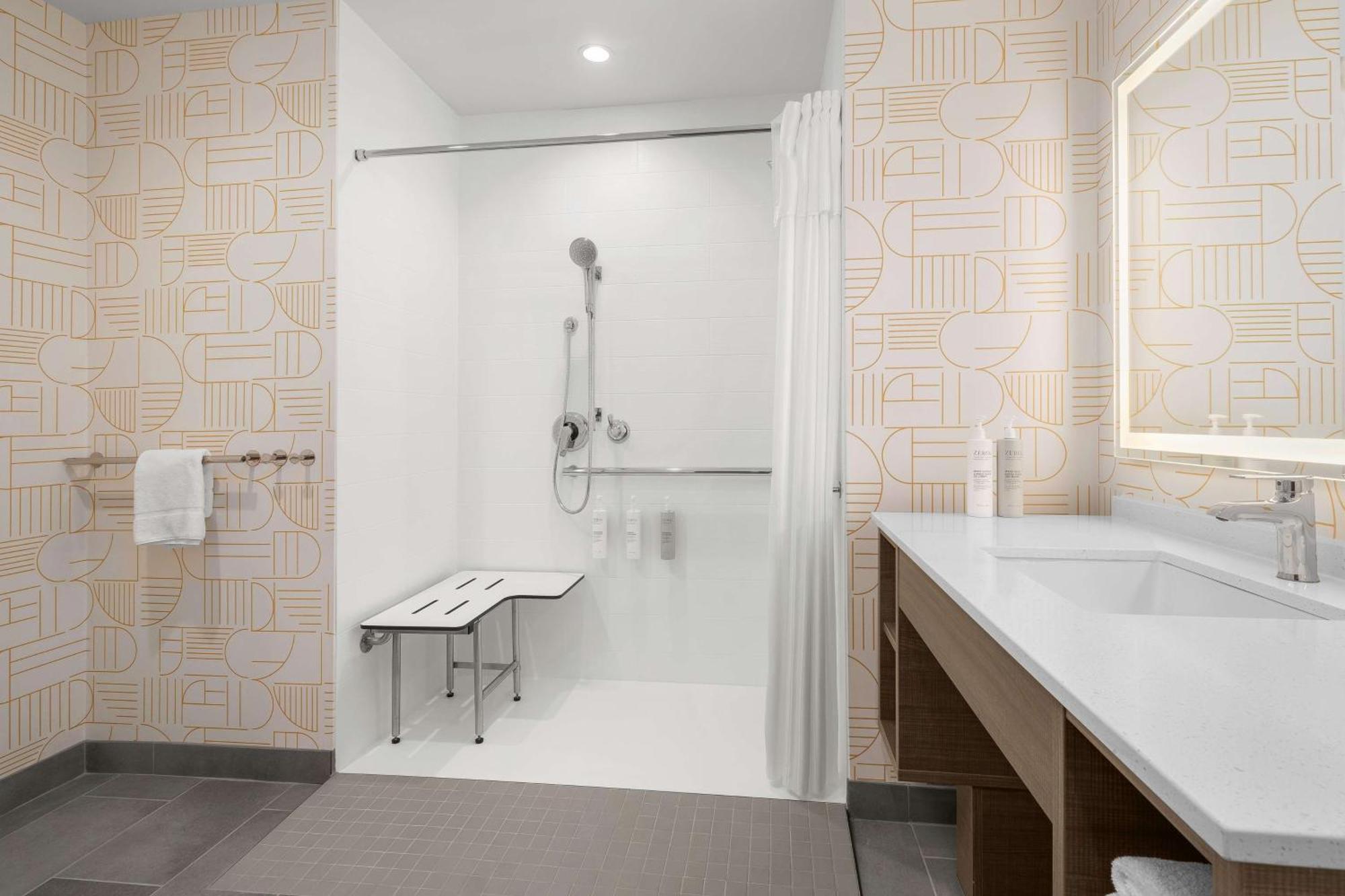 Home2 Suites By Hilton Eureka Zewnętrze zdjęcie